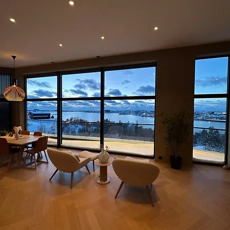 Modern House With Amazing Sunset View *
